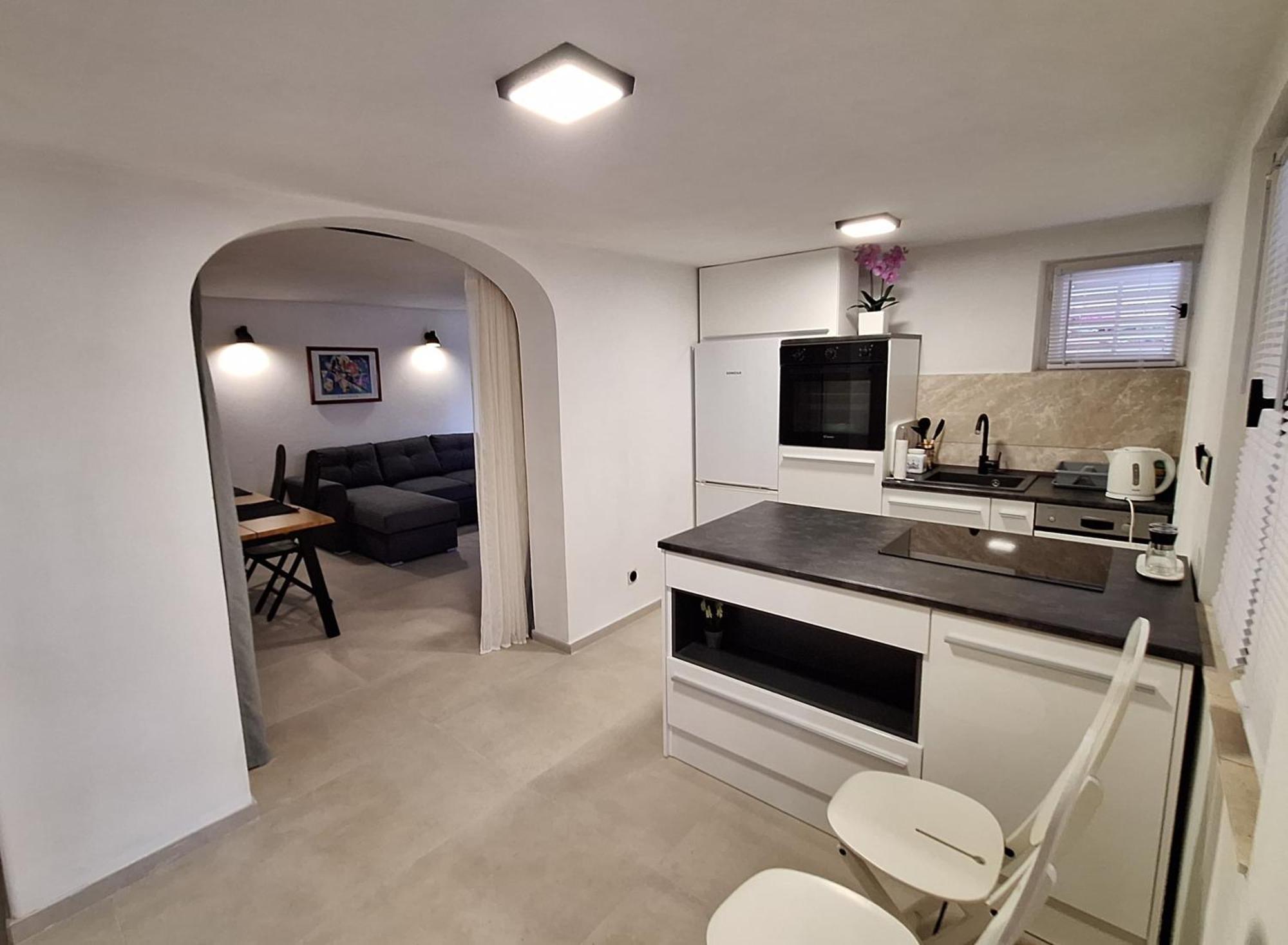 Apartman Ena By The Sea Prizba Zimmer foto